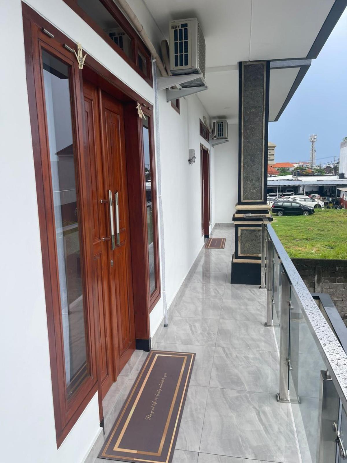Hotel Shin In Bali Kuta Lombok Esterno foto