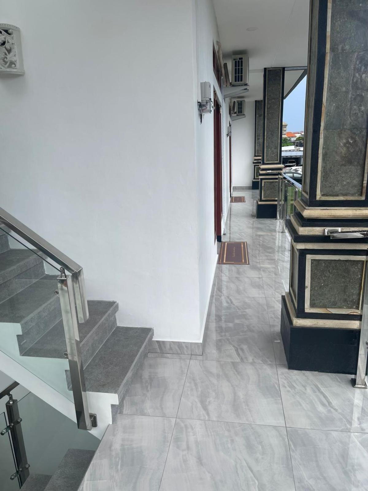 Hotel Shin In Bali Kuta Lombok Esterno foto